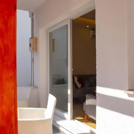 Cozy With Balcony * בודרום